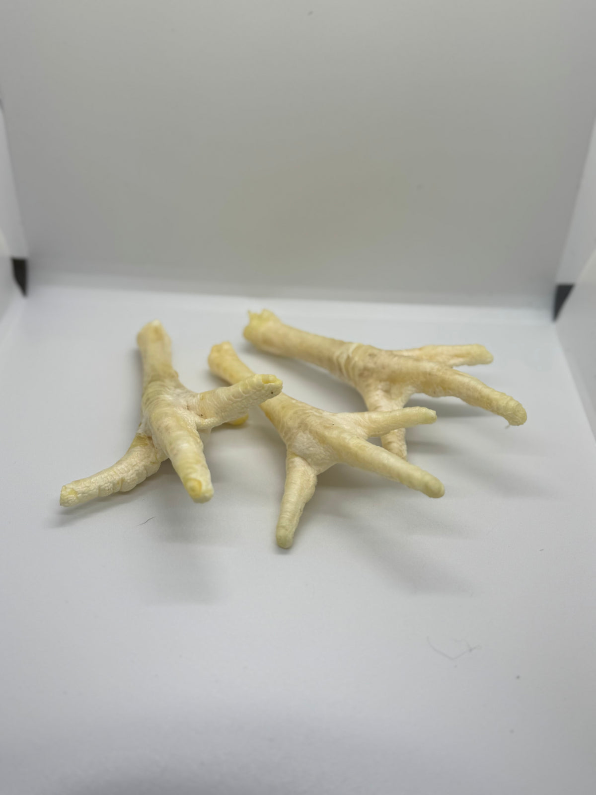 Puffed chicken feet